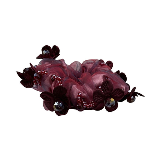 Elegant Scrunchie med Blomster og Sten Rundt Omkring Rød | MAS SELECTION