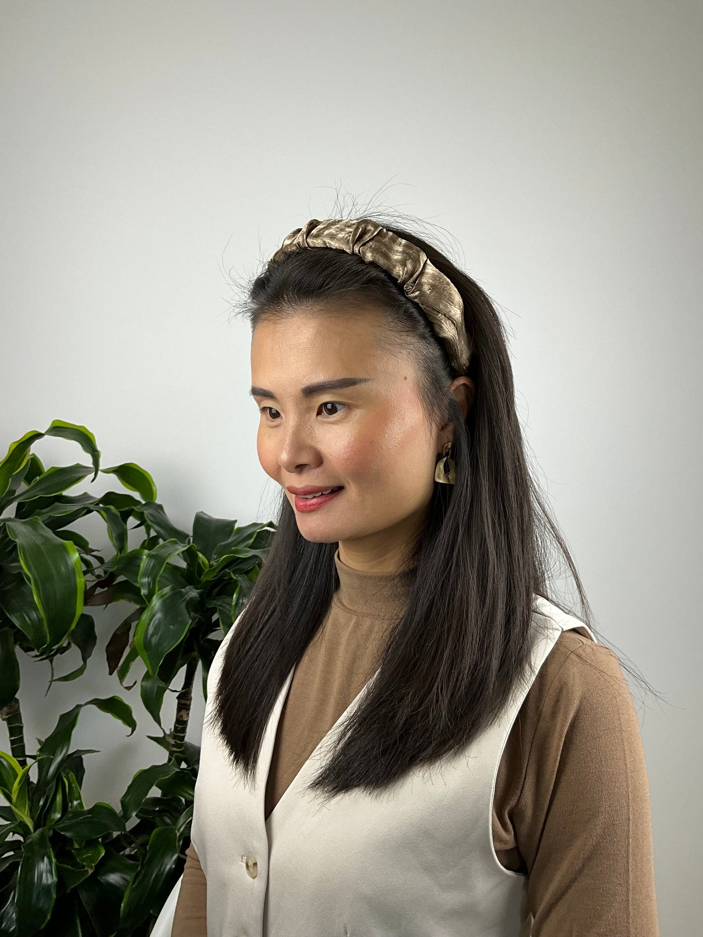 Elisa Hårbøjle Beige| MAS SELECTION