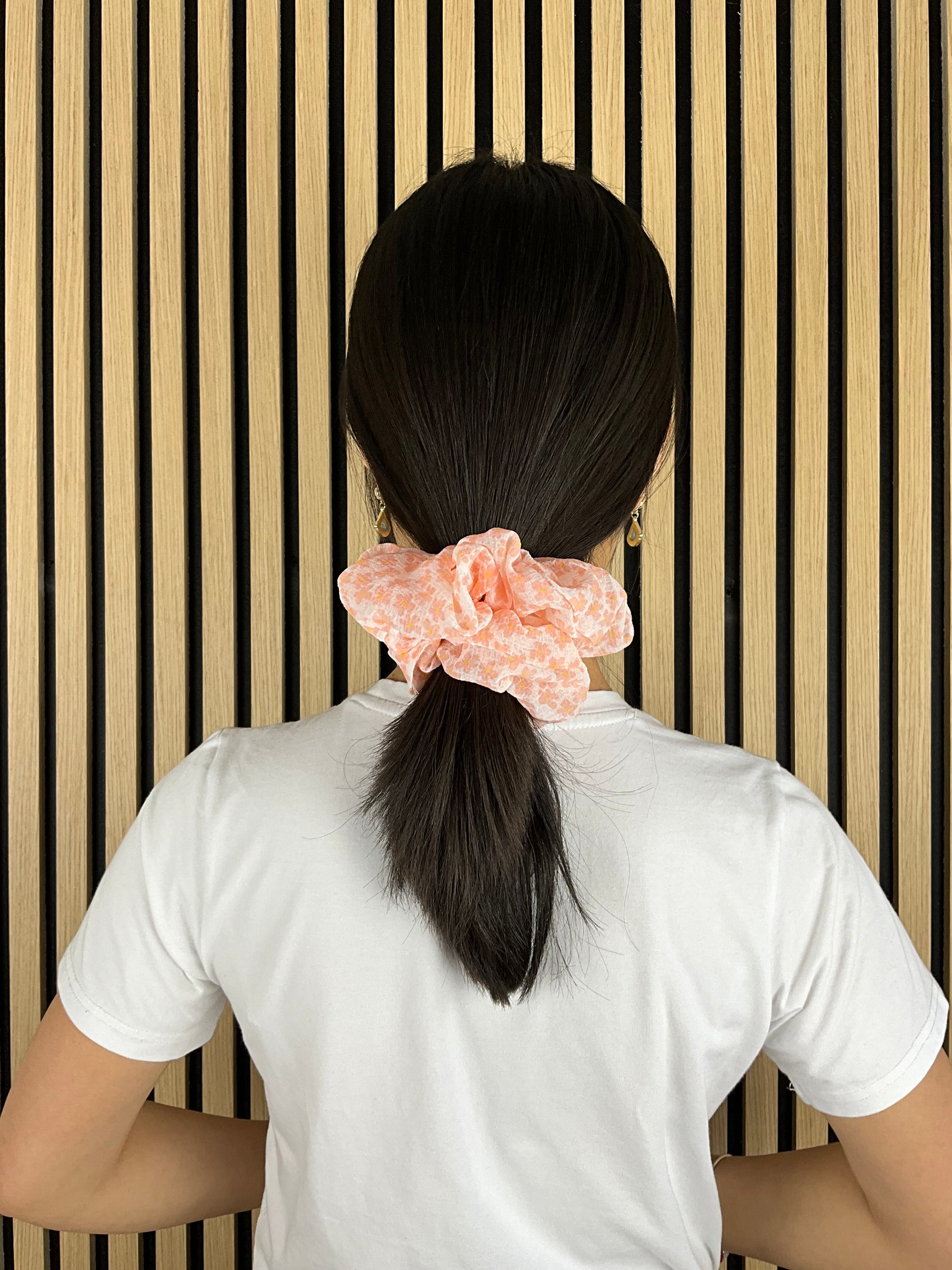 Stor Scrunchie Blomsterprint Orange| MAS SELECTION