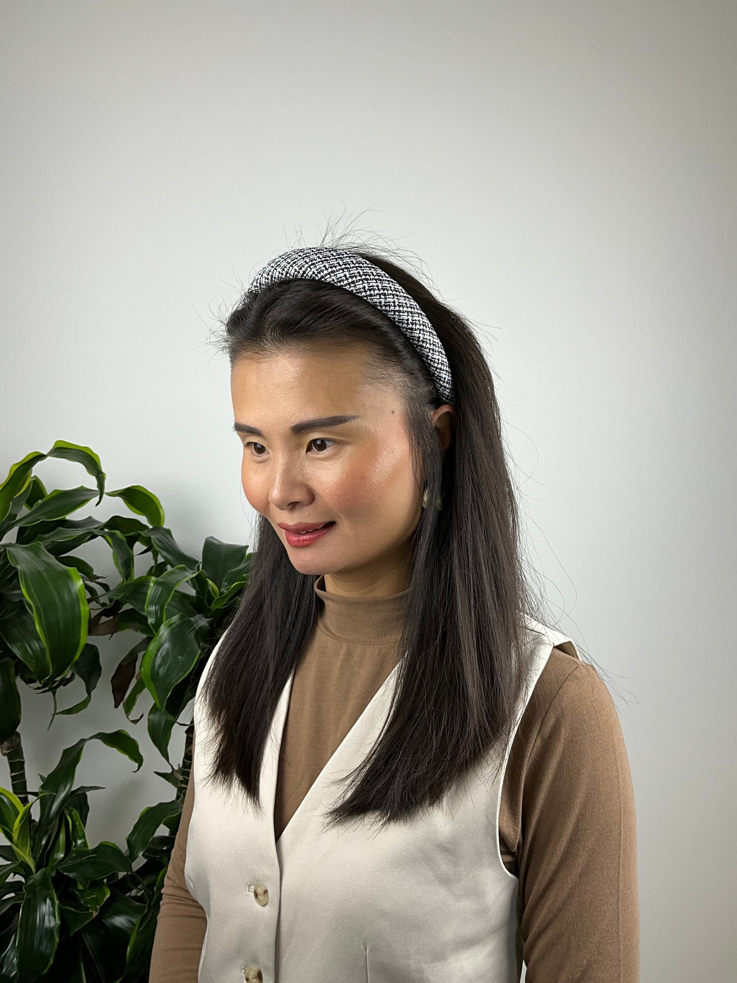 Valentina Hårbøjle Sort og Hvid| MAS SELECTION