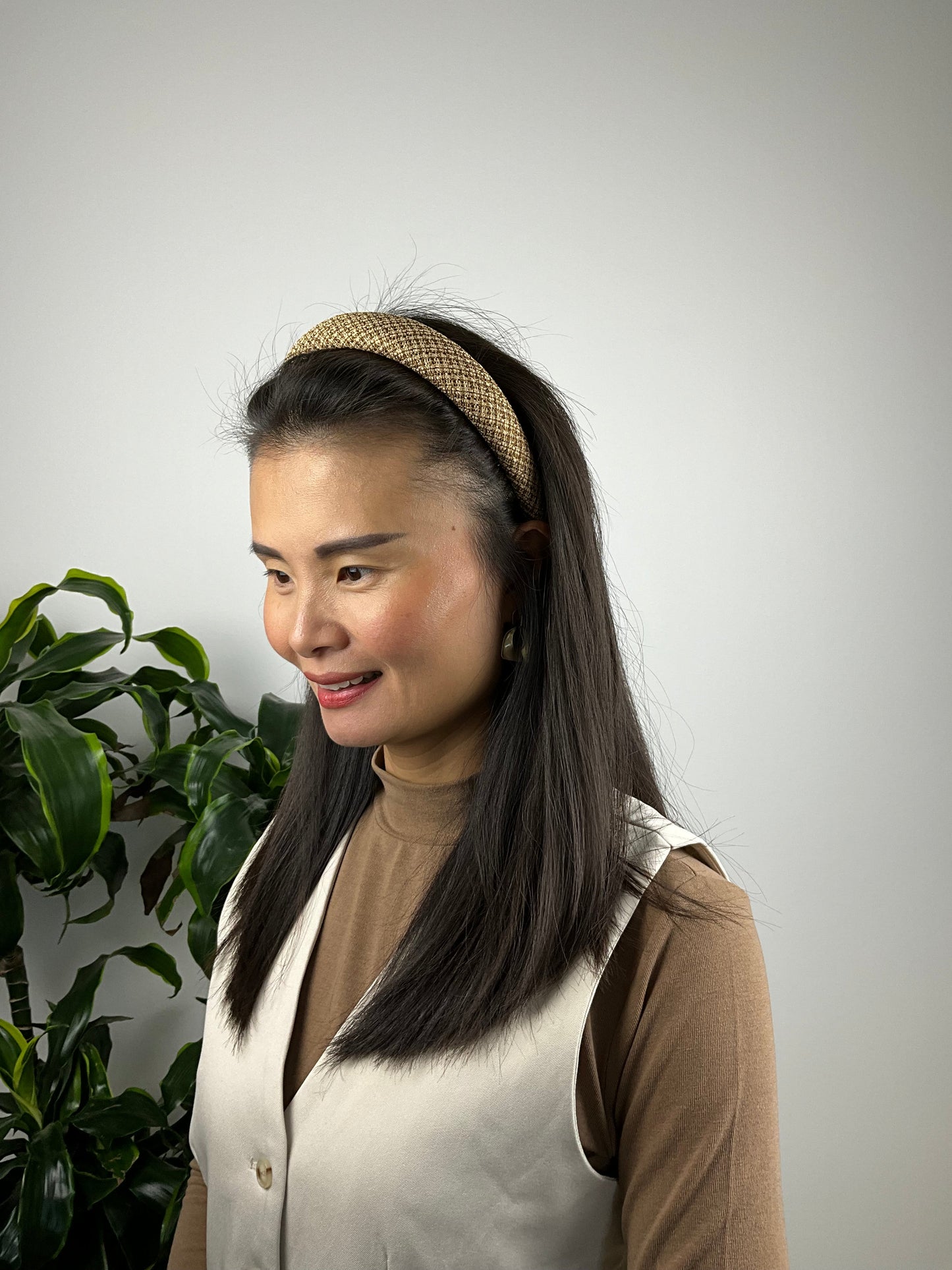 Valentina Hårbøjle Brun| MAS SELECTION