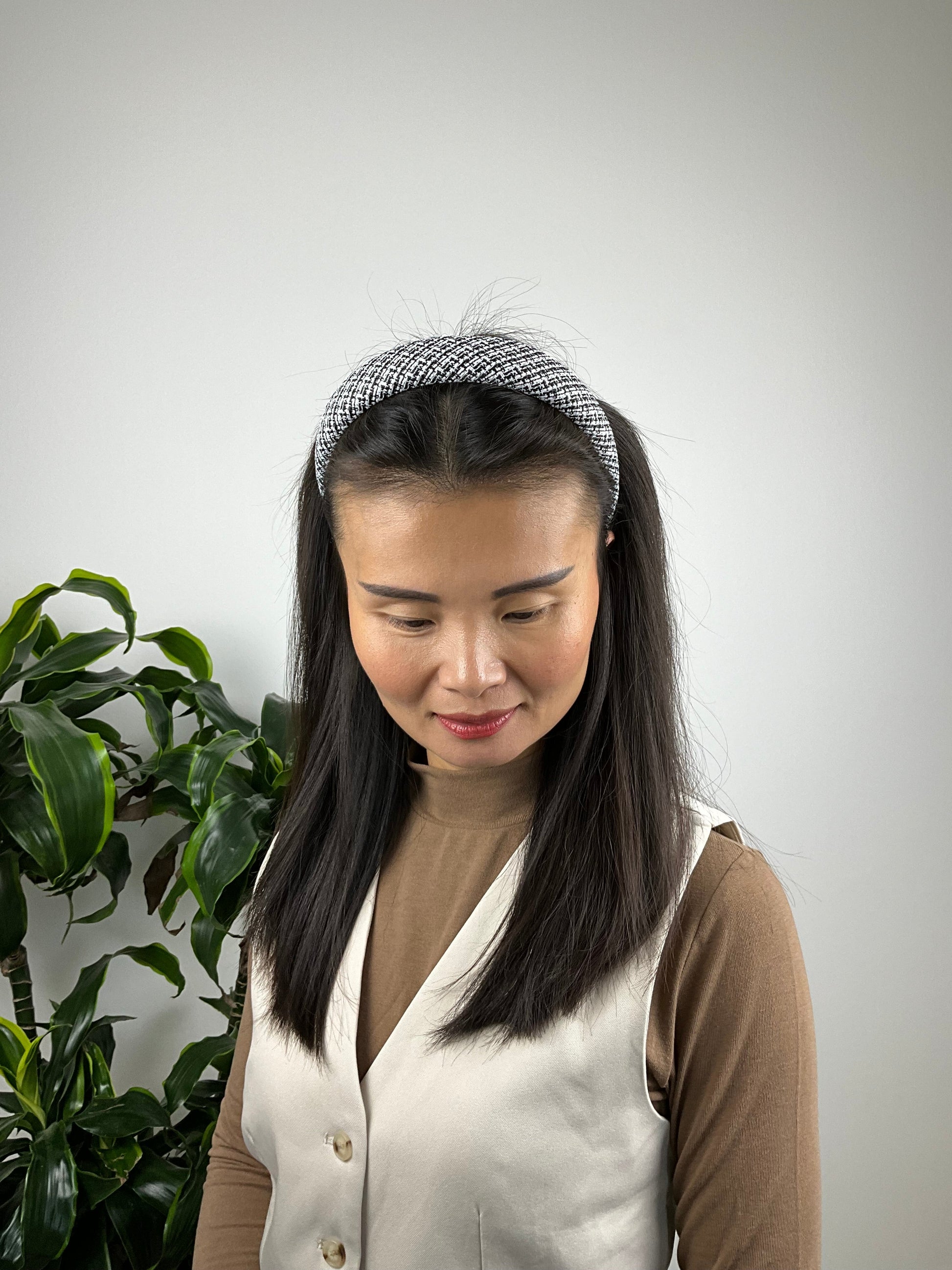 Valentina Hårbøjle Sort og Hvid| MAS SELECTION