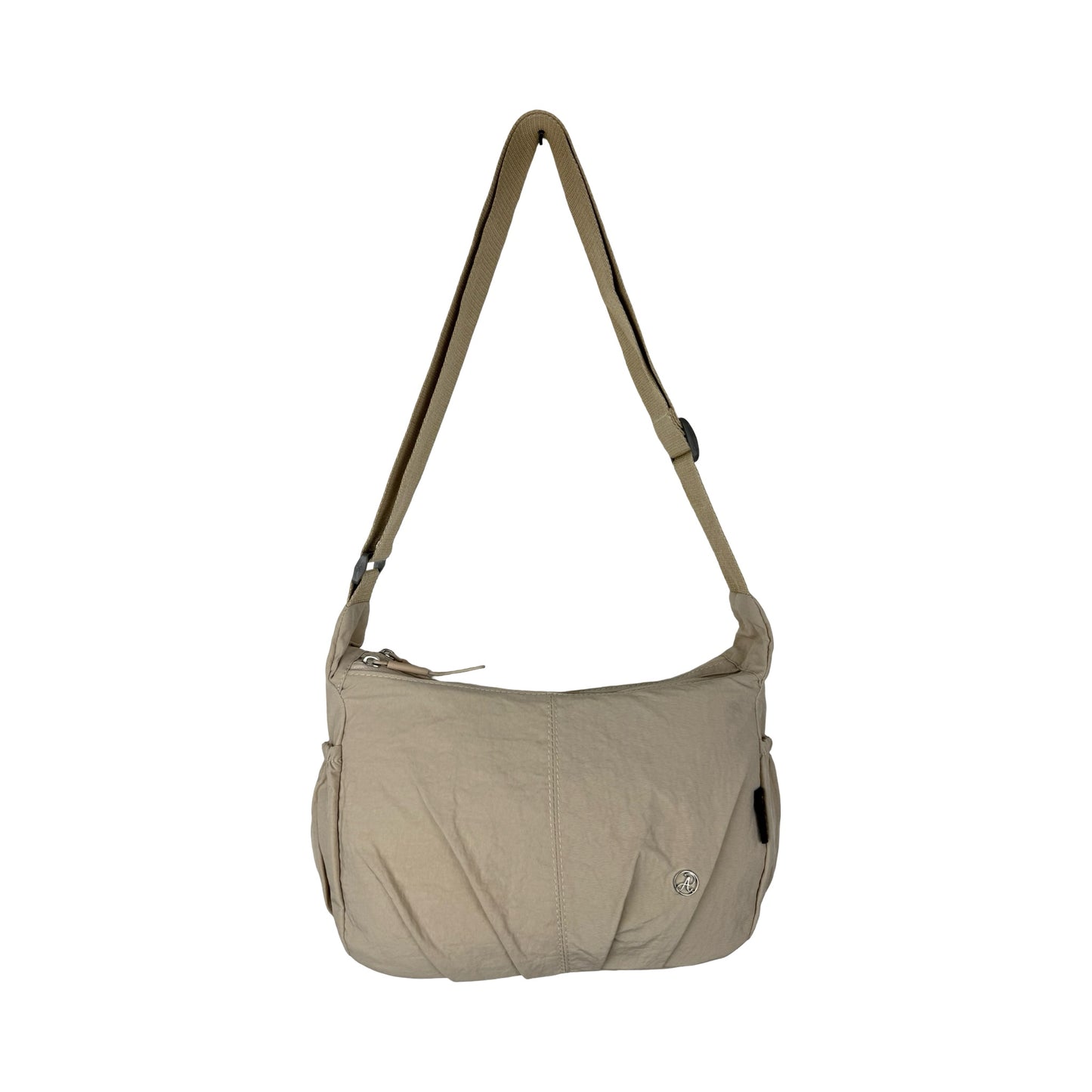 Forfra billede af Sofia skuldertaske i beige – viser design og detaljer