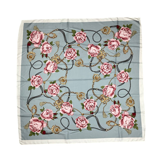 Sofia Satin Tørklæde Lyseblå, 90 cm x 90 cm