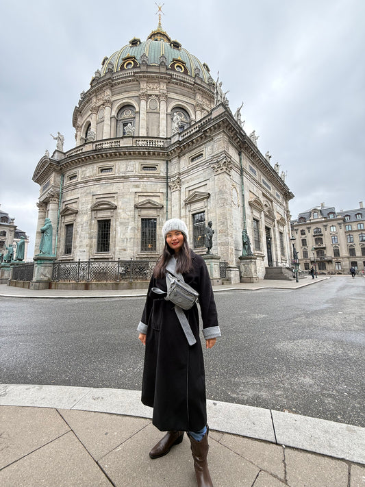 Anna Bæltetaske i Grå