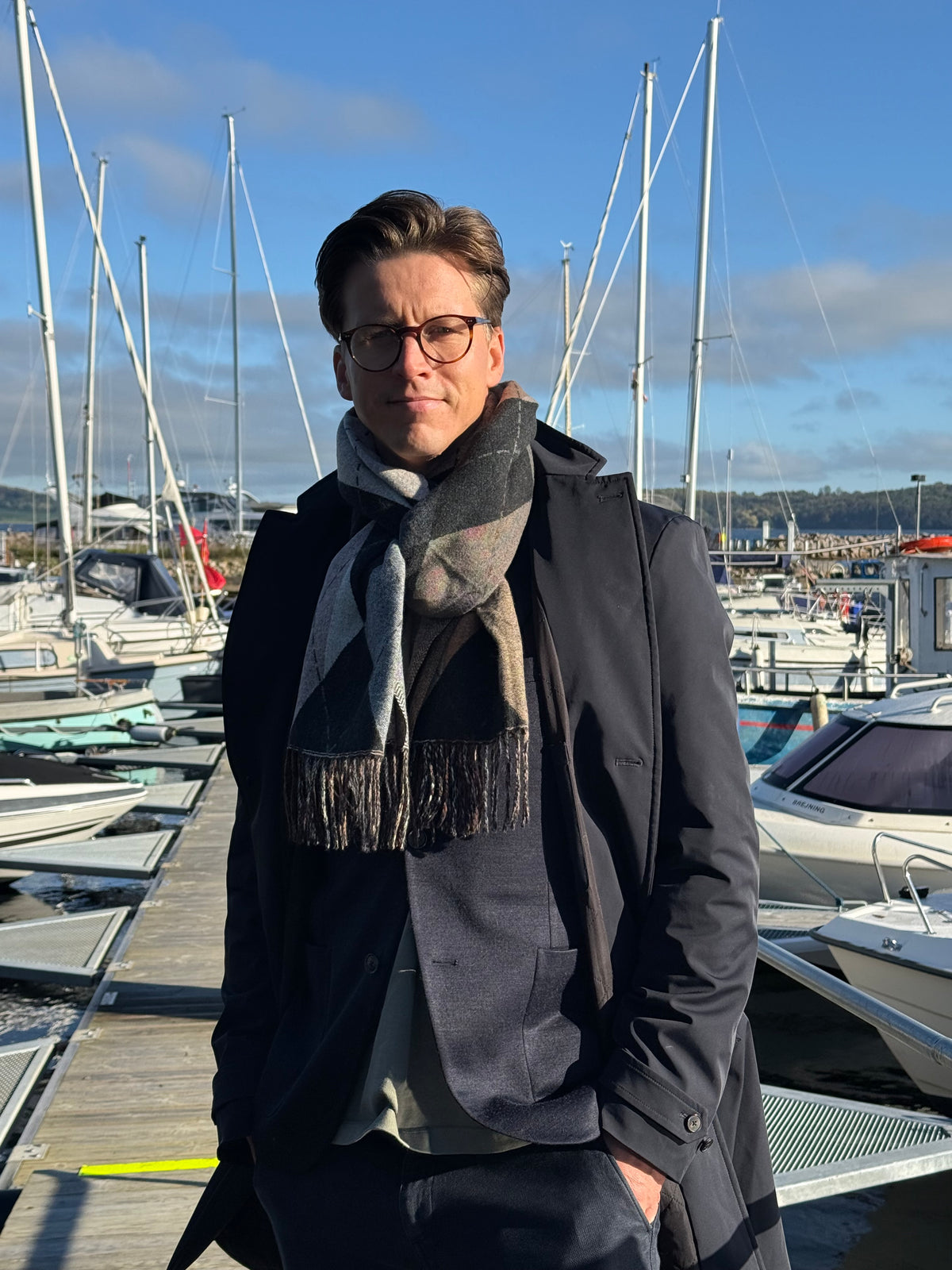 Klassisk Argyle Vintertørklæde i Sort
