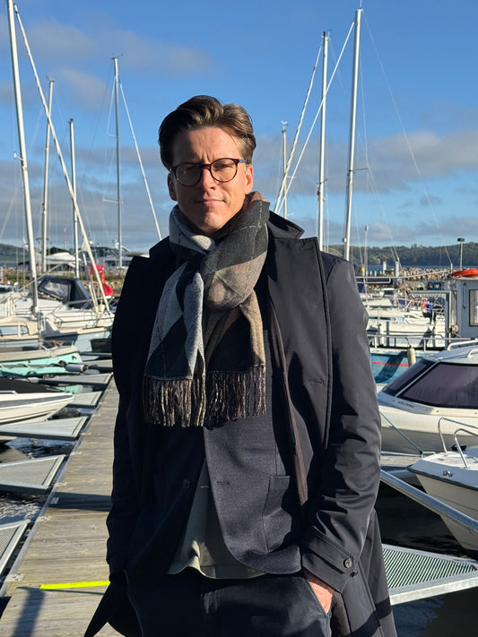 Klassisk Argyle Vintertørklæde i Sort