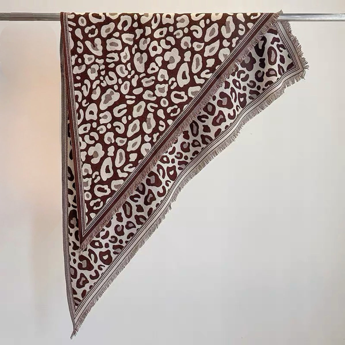 Leopardprint Trekanttørklæde Brun og Creme