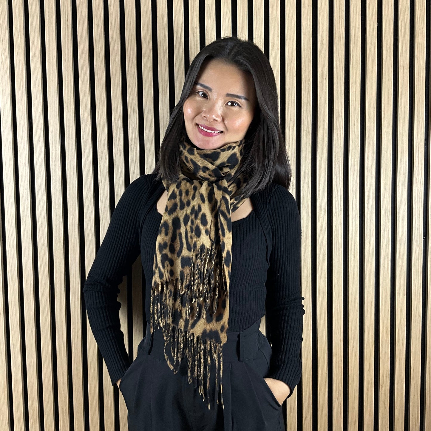 Klassisk Leopard Print Halstørklæde| MAS SELECTION