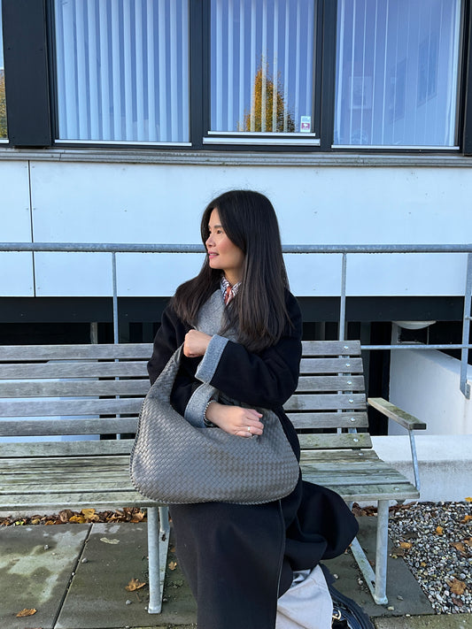 Anna Skuldertaske Grå