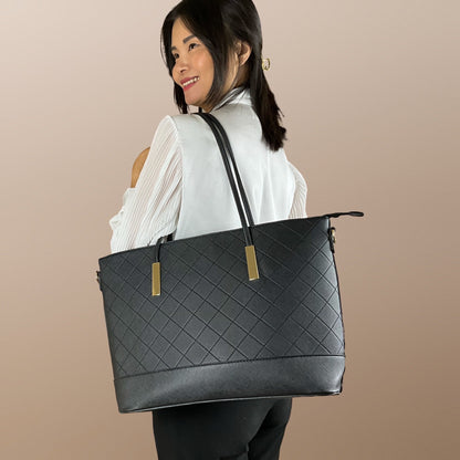 Monica Shopper