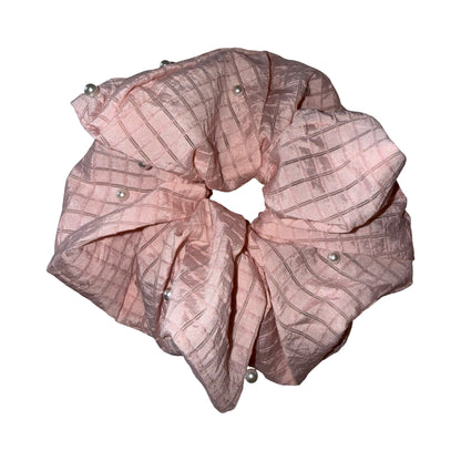 Stor Scrunchie med Perledetaljer i Lyserød