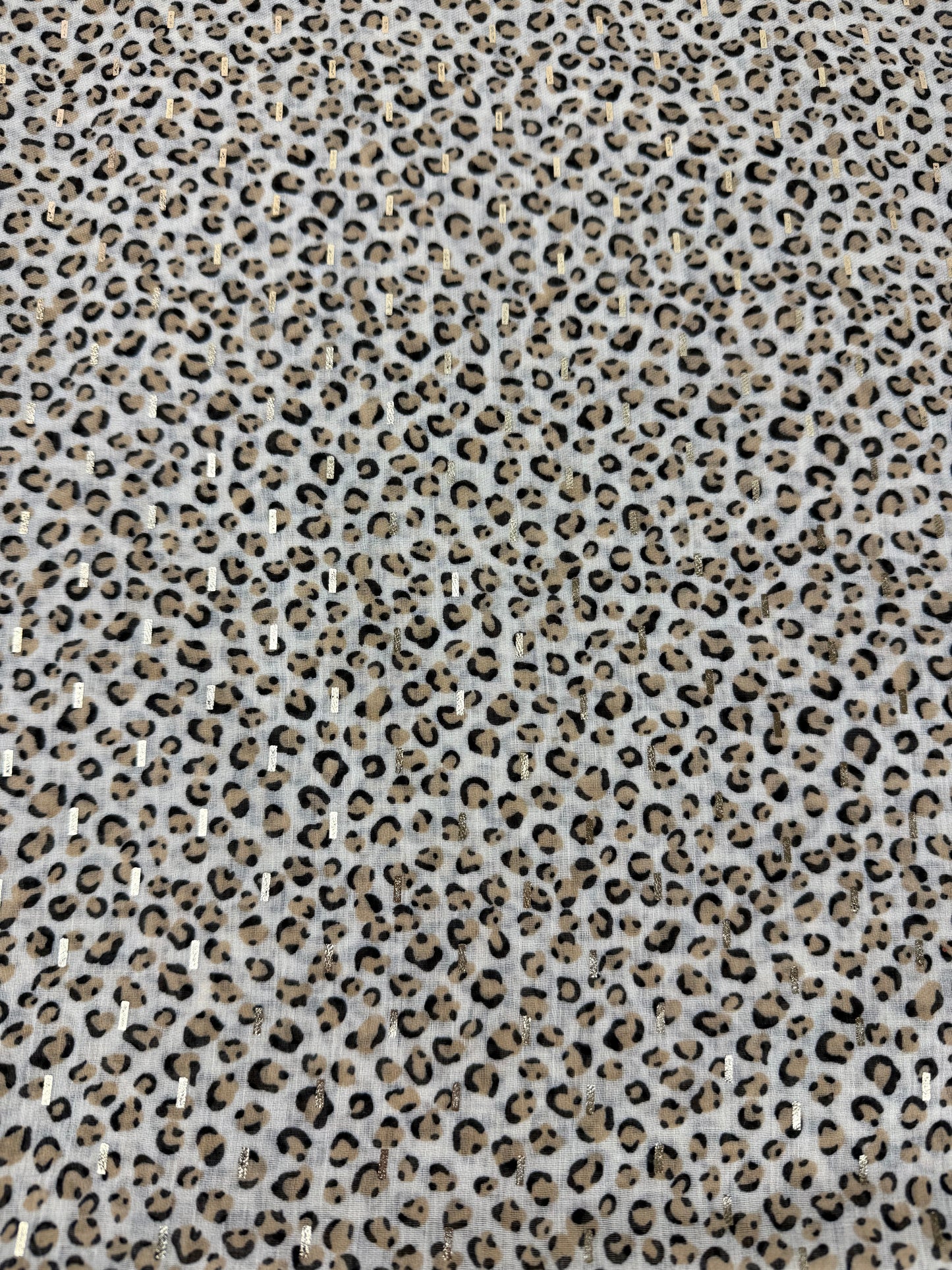 Leopardtørklæde med Gulddetaljer i Beige