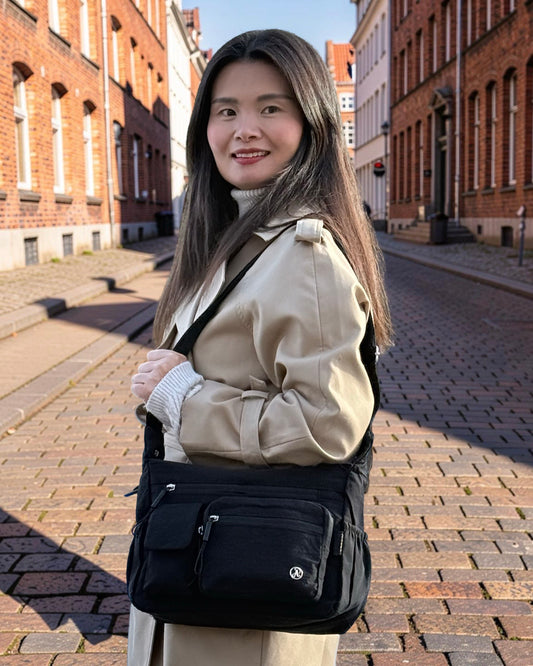 Amelie Skuldertaske i Sort