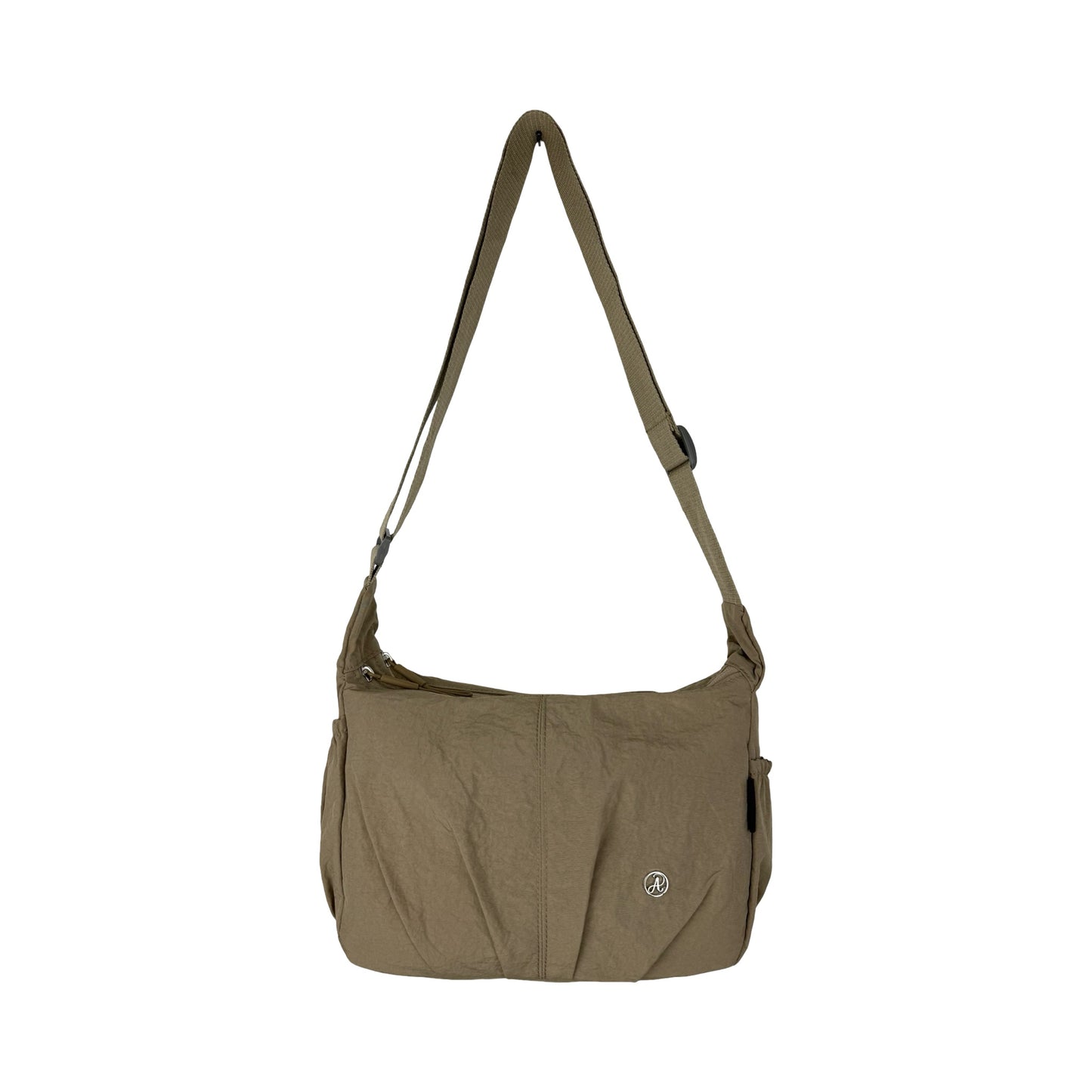 Forfra billede af Sofia skuldertaske i khaki – viser design og detaljer
